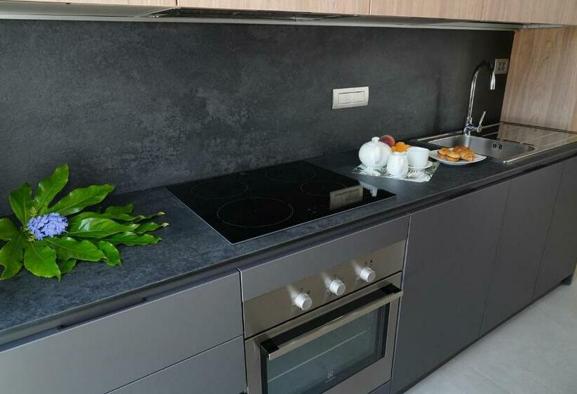 مبيت وإفطار 10 Catalani Rooms