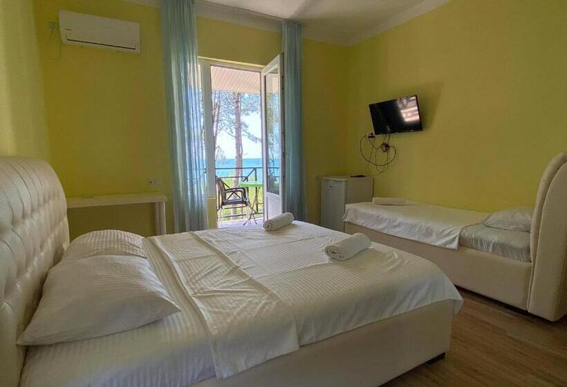 هتل Bajo Shekvetili