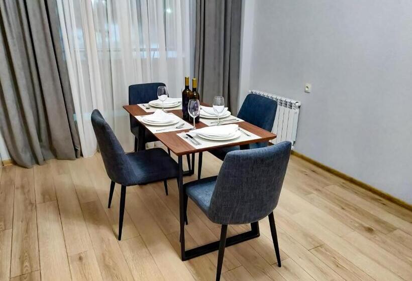 هتل Crystal Residence