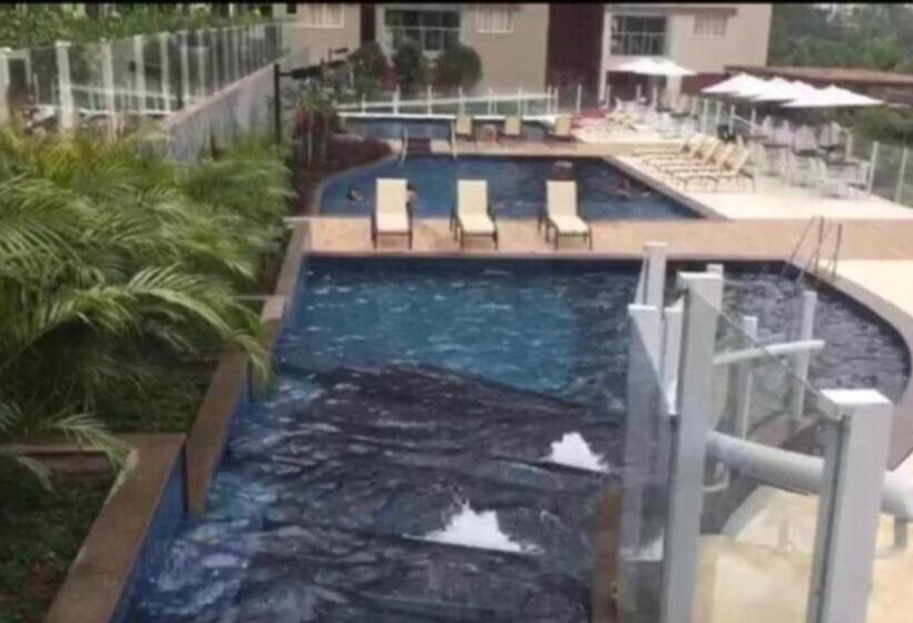 هتل Evian Thermas Residence   Caldas Novas