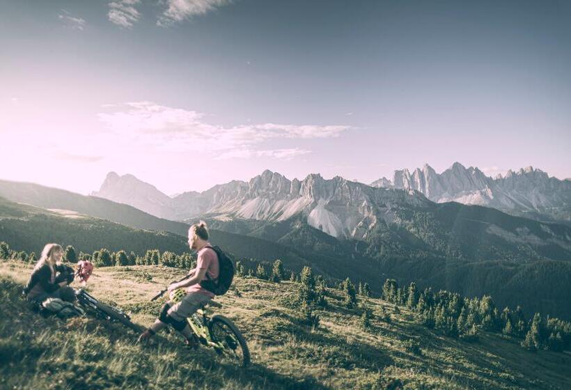 Alpin Panorama Hotel Hubertus