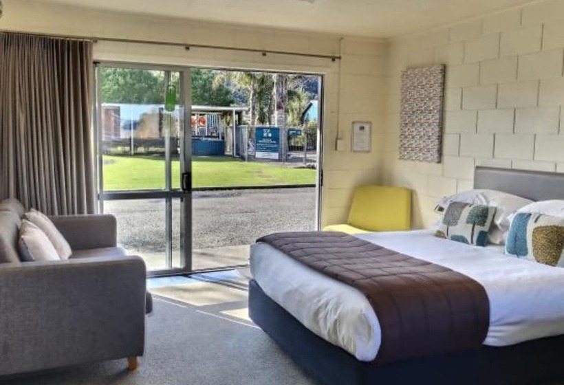 Hotel Tasman Holiday Parks   Coromandel