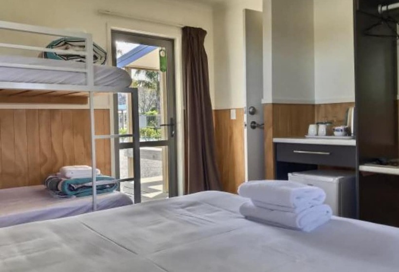 Hotel Tasman Holiday Parks   Coromandel