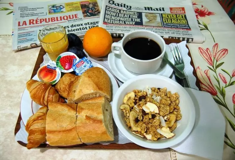 Fasthotel Orléans Nord Artenay