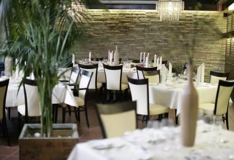 Отель Akazienhof