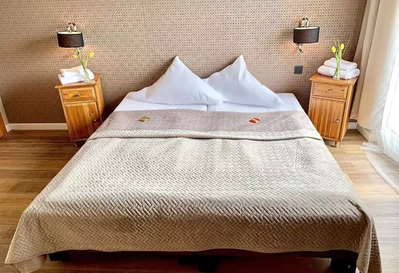 Отель Akazienhof