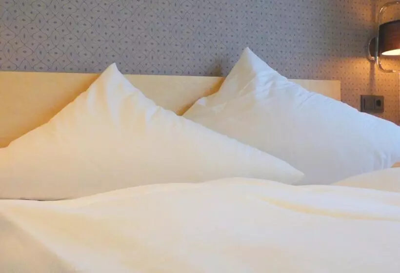 Отель Akazienhof