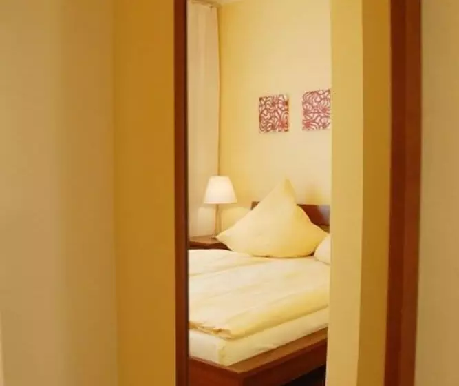 Отель Akazienhof