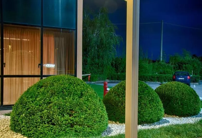 호텔 Albergo Papillon