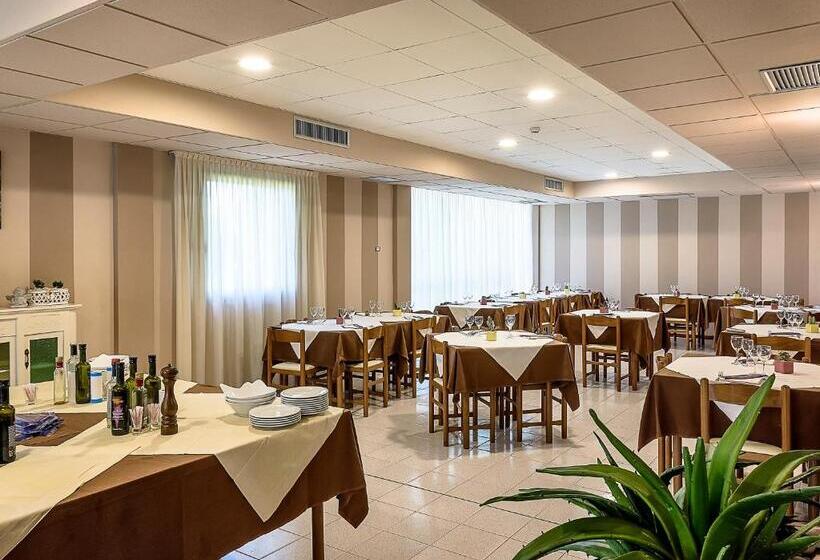 호텔 Albergo Papillon