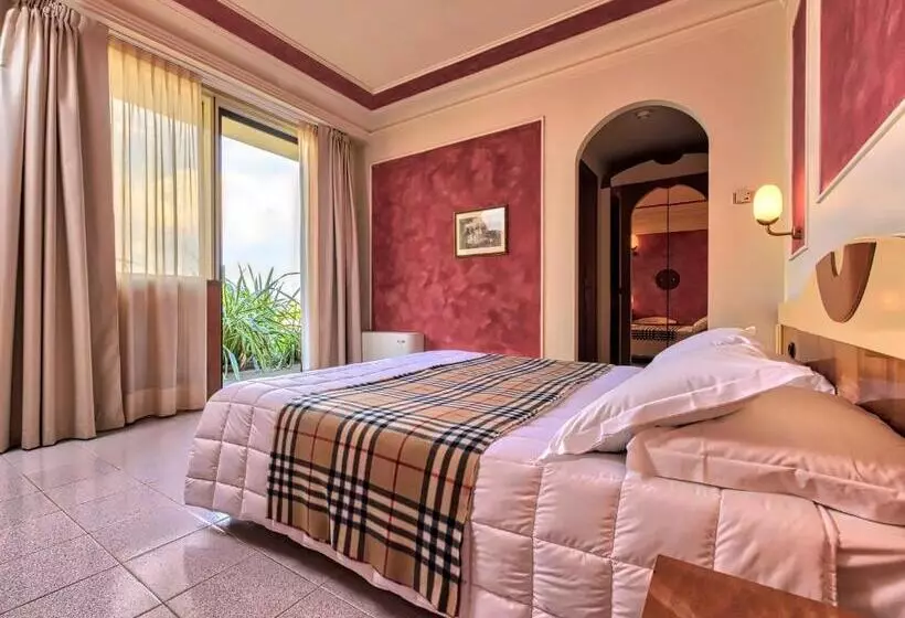 호텔 Albergo Papillon