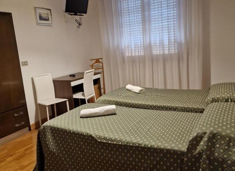 فندق Cristallo   Chianciano Terme