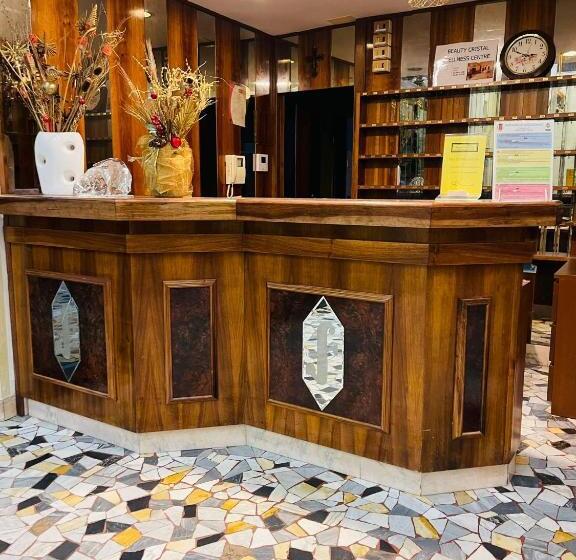 فندق Cristallo   Chianciano Terme