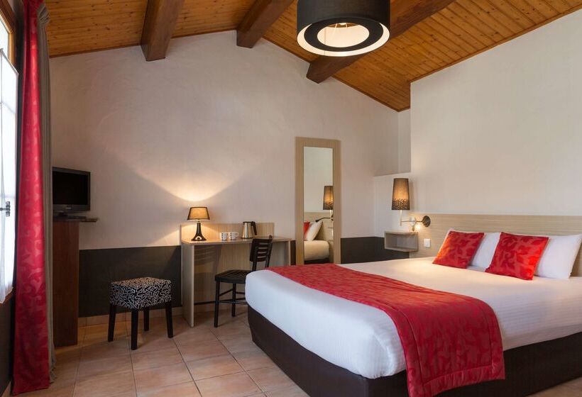 בית מלון כפרי Domaine Le Martinet, The Originals Relais