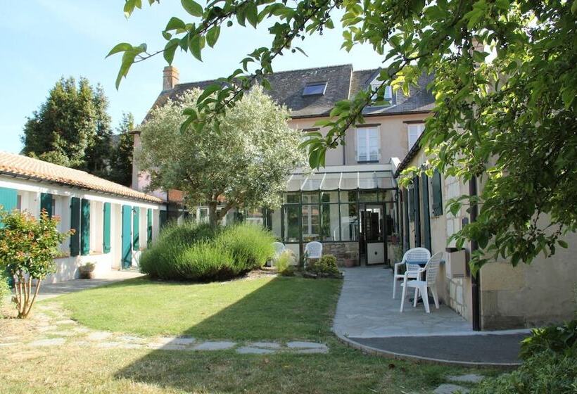 בית מלון כפרי Domaine Le Martinet, The Originals Relais