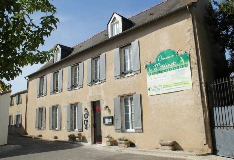 בית מלון כפרי Domaine Le Martinet, The Originals Relais