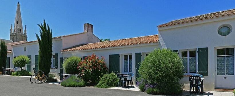 בית מלון כפרי Domaine Le Martinet, The Originals Relais