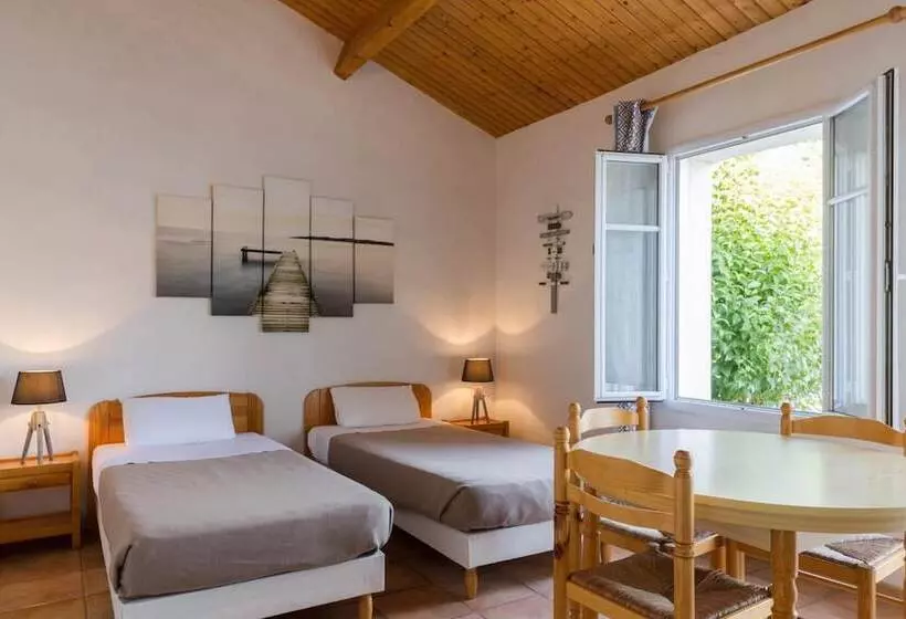 ホテル Domaine Le Martinet, The Originals Relais