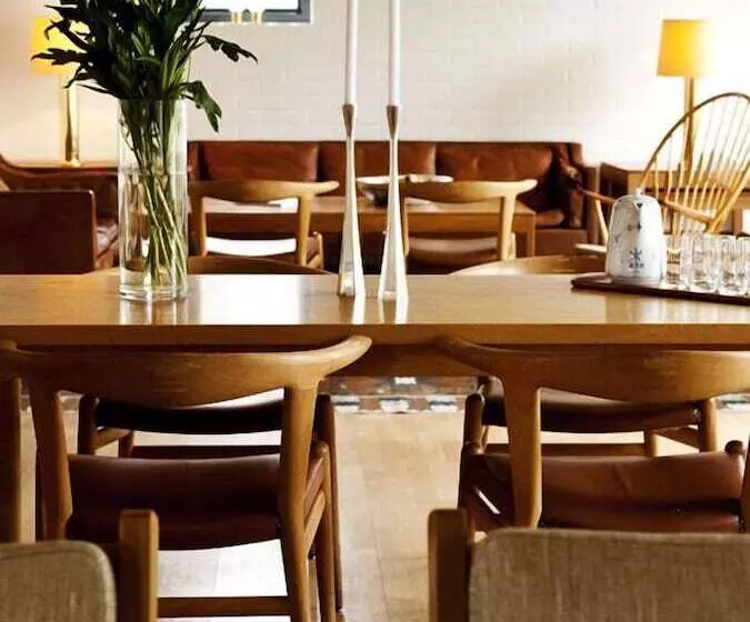 Ekebacken Hotell & Konferens