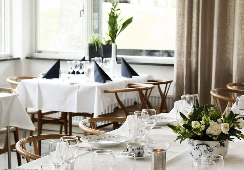 Ekebacken Hotell & Konferens