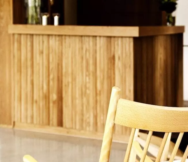 Ekebacken Hotell & Konferens