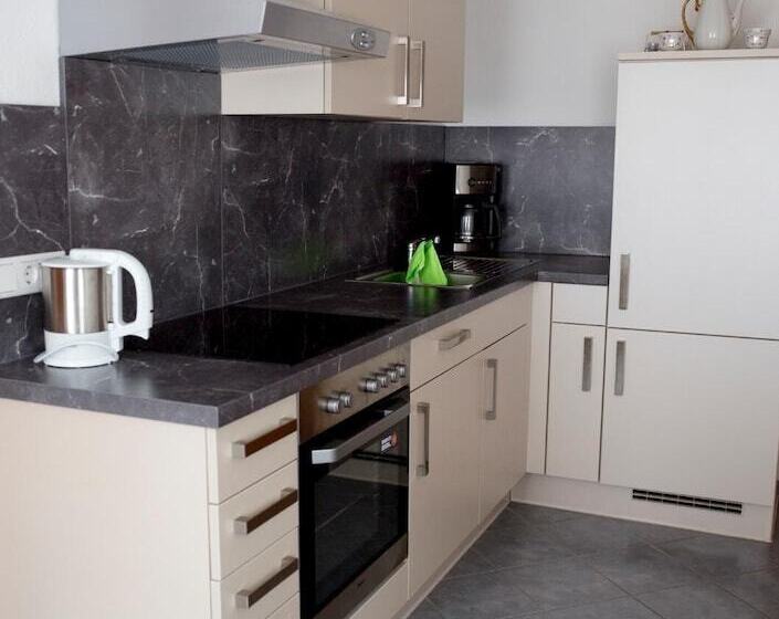 Hotelli Garni Goldene Traube