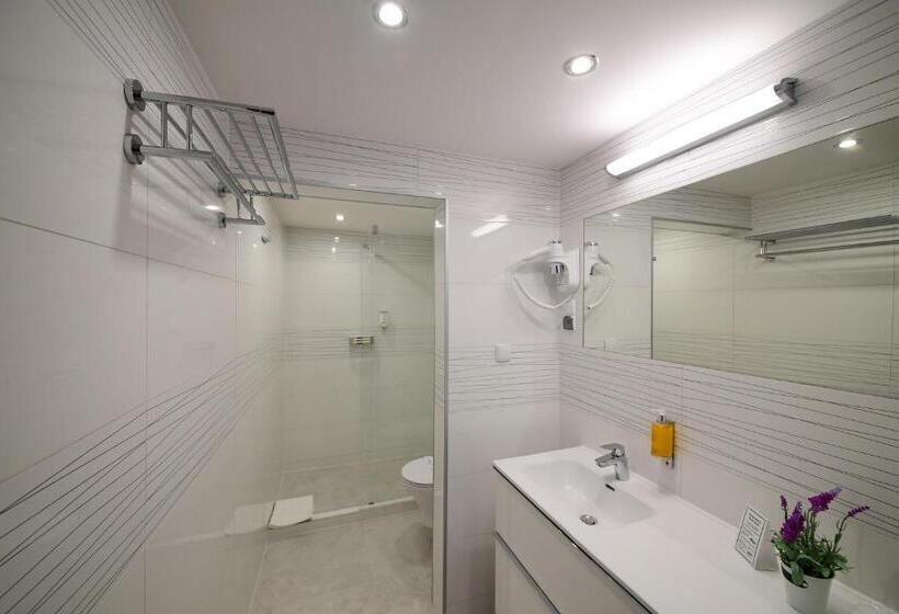 בית מלון כפרי Gromada Pila