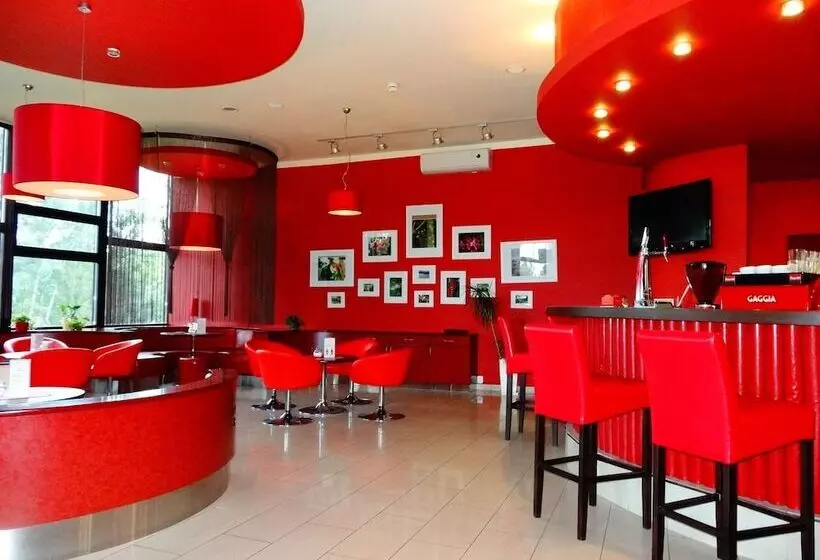 فندق Gromada Pila