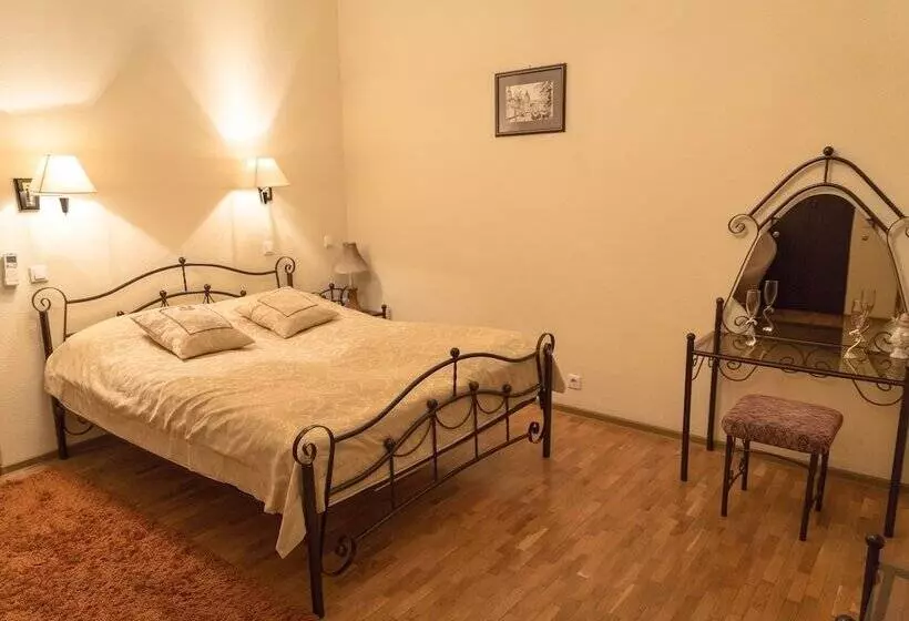 هتل Guest House Boutique Premiere