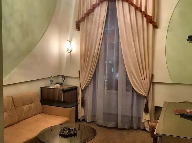 هتل Guest House Boutique Premiere