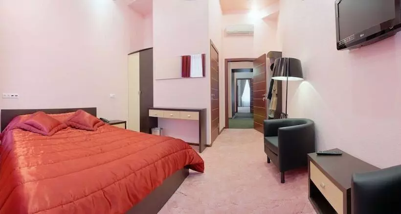 هتل Guest House Boutique Premiere