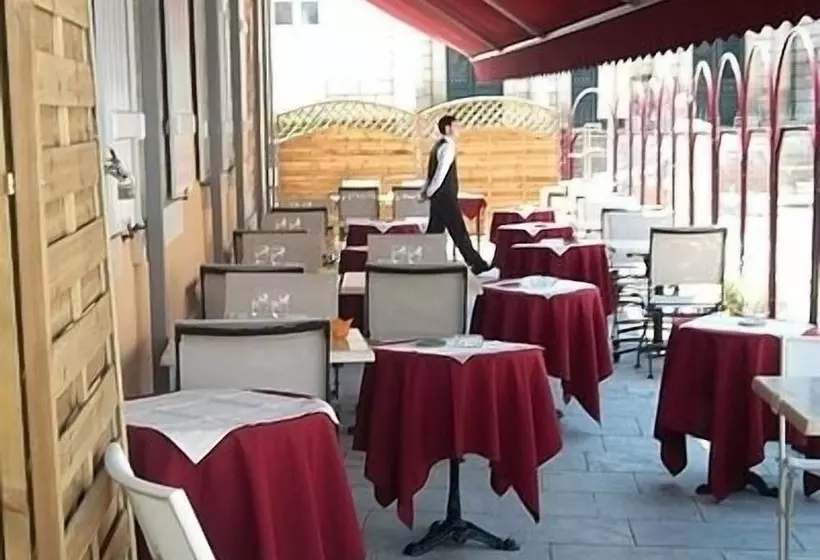 酒店 Hostellerie De La Poste