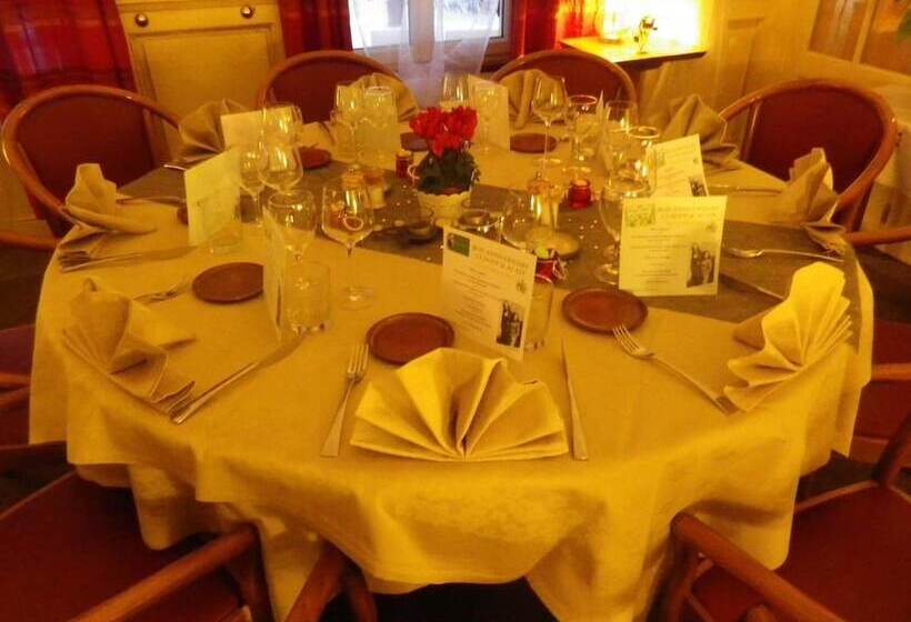 ホテル Hostellerie De La Poste