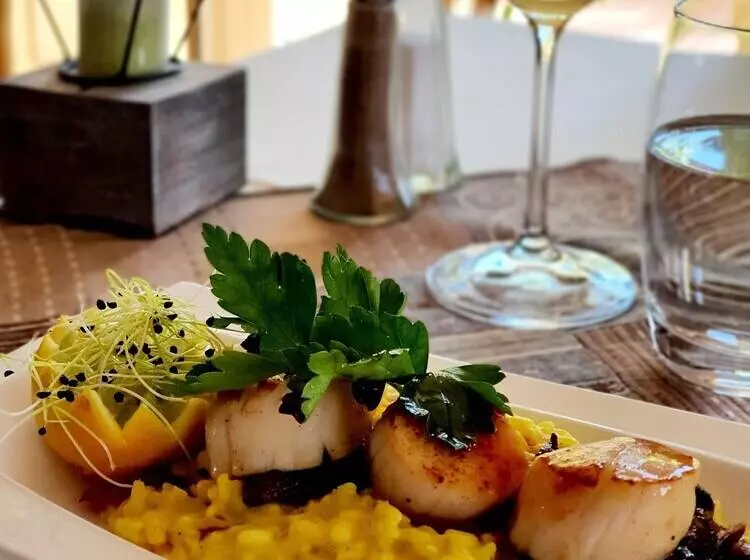 فندق Hôtel Des Roches