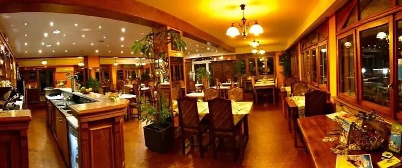 فندق Hôtel Des Roches