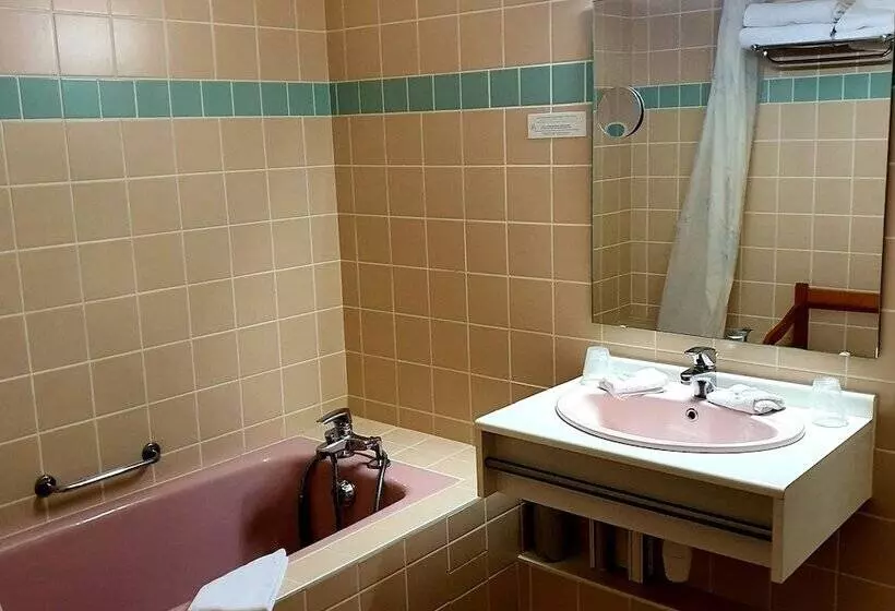 فندق Hôtel Des Roches