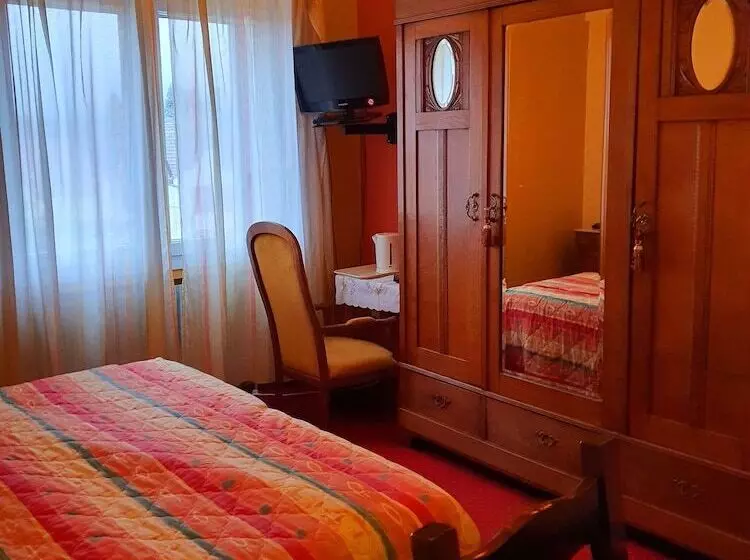 فندق Hôtel Des Roches