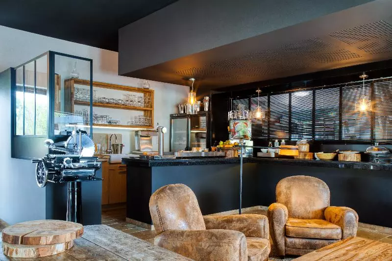 فندق Le Domaine De Baulieu