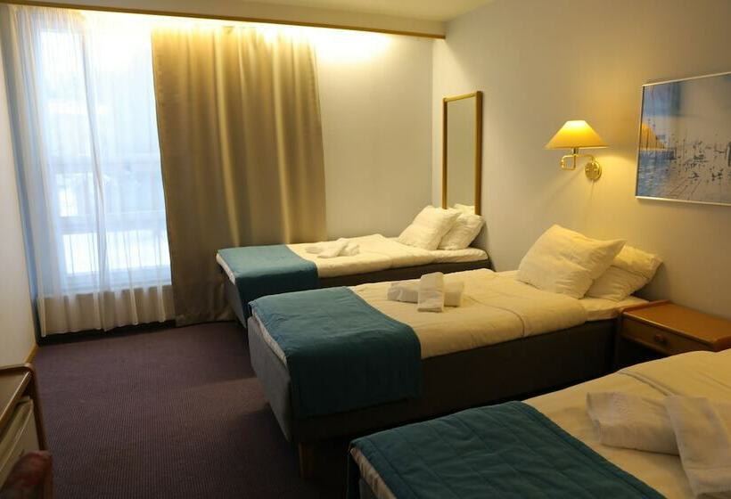 ホテル Li Nukkumatti