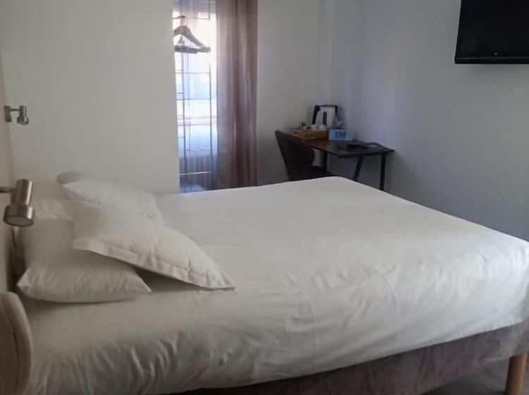 فندق Logis Hôtel La Bastide Des Oliviers