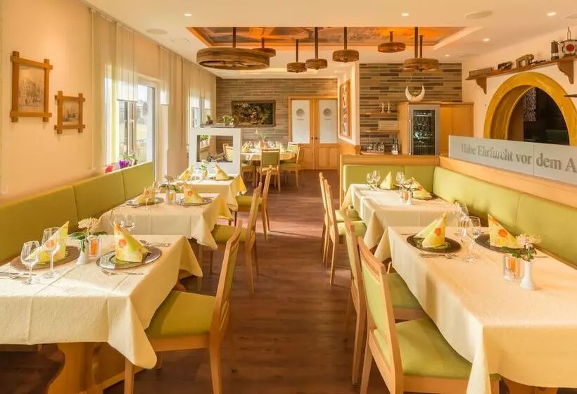 ホテル Luisen Muhle