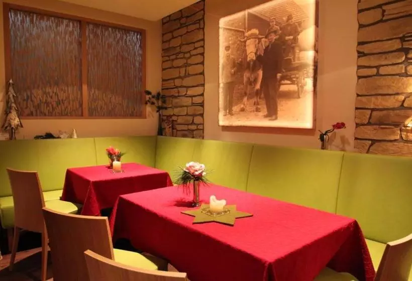 ホテル Luisen Muhle