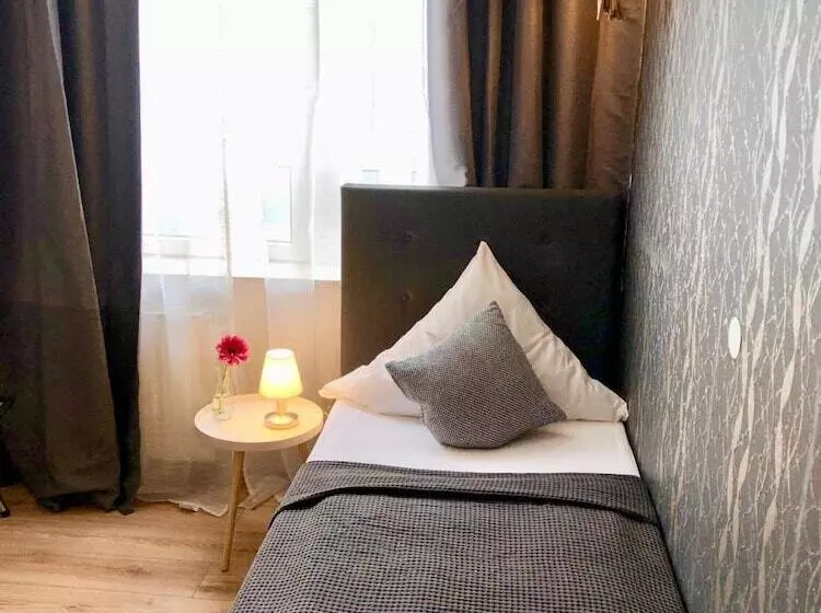 Отель Restaurant Zum Löwen