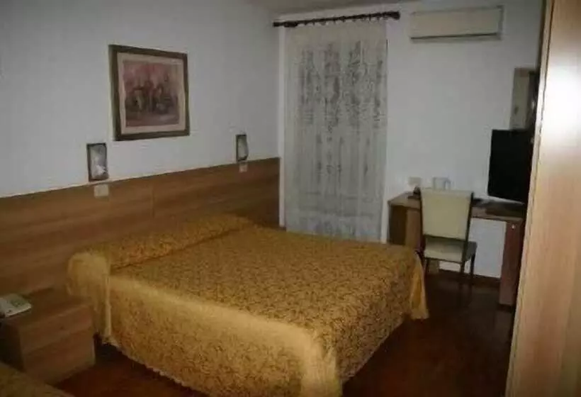 酒店 Ristorante Alla Botte