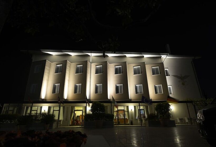 هتل San Benedetto