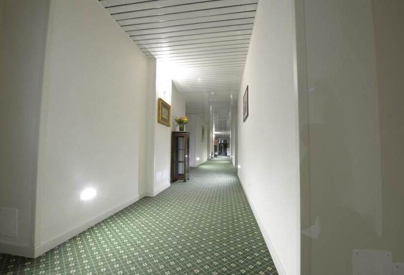 هتل San Benedetto