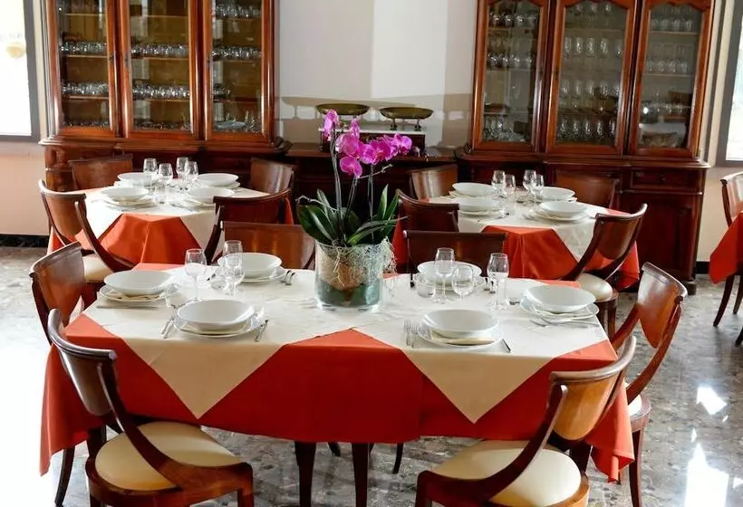 בית מלון כפרי San Benedetto