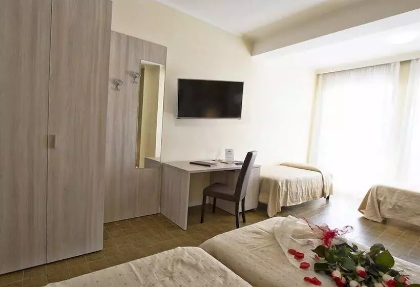 هتل Scacciapensieri