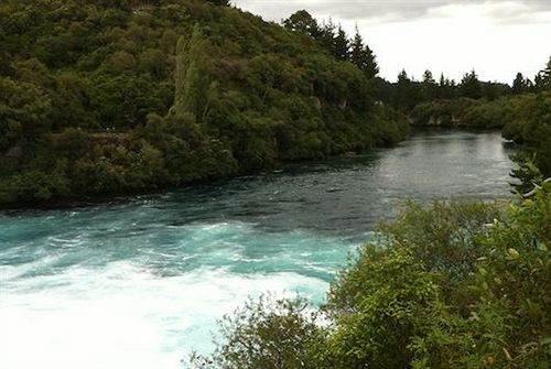Отель Turangi Trout Lodge