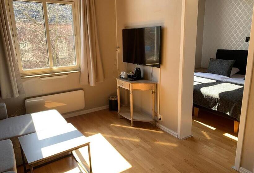 Moss Hotel & Apartments